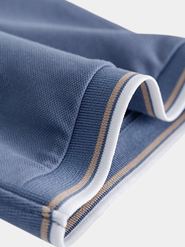 Zeitloses schwarzes V-Ausschnitt-Polo – Eleganz & Komfort